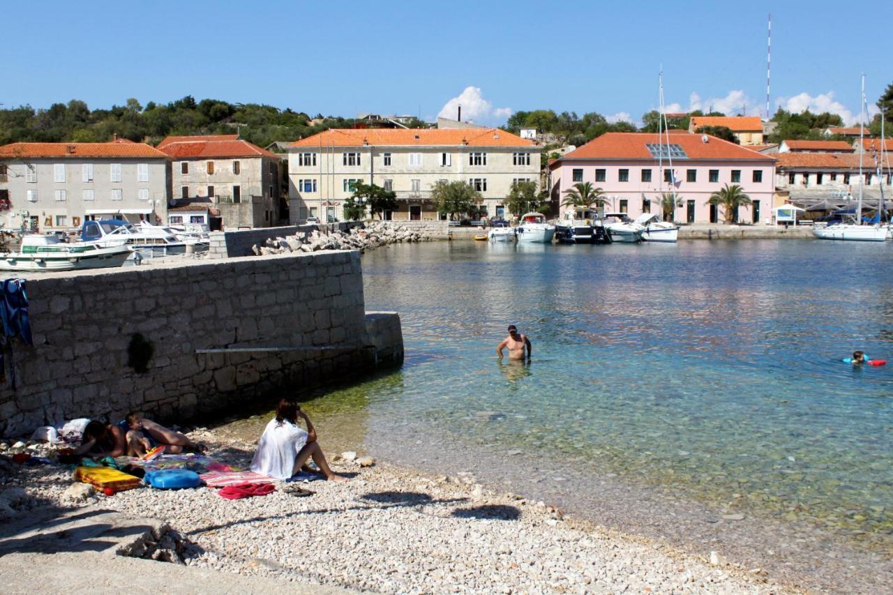 Apartments With A Parking Space Sali, Dugi Otok - 8136 Buitenkant foto