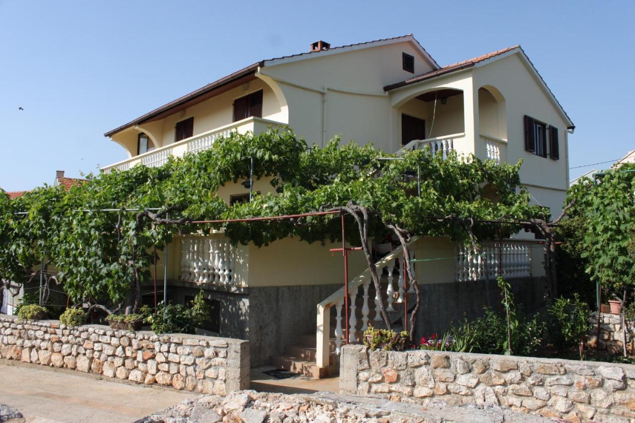 Apartments With A Parking Space Sali, Dugi Otok - 8136 Buitenkant foto